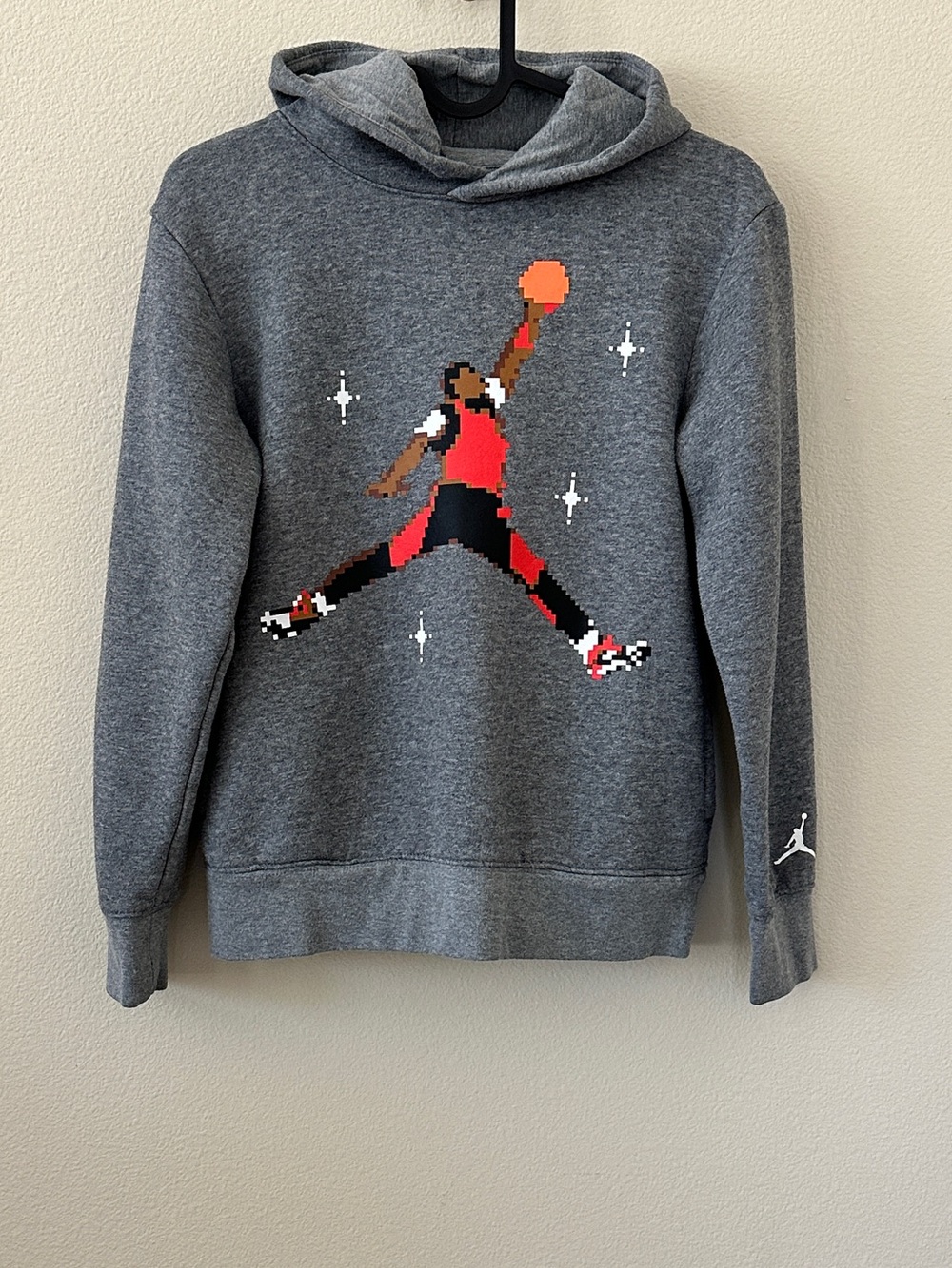 Jordan Boy’s Gray with Red Pixel Jumpman Hoodie Sweatshirt Size M